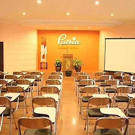 Patria Garden Hotel Blitar Exteriér fotografie