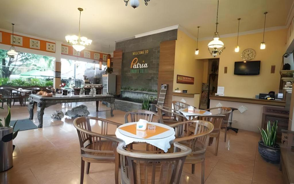 Patria Garden Hotel Blitar Exteriér fotografie