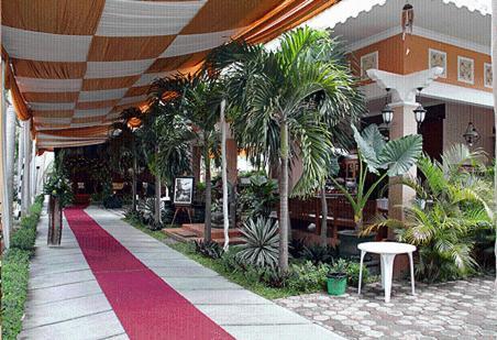 Patria Garden Hotel Blitar Exteriér fotografie